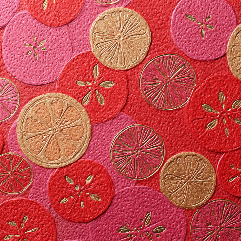Perfume inspired by Voluspa Pink Citron: Ripe Citron Grapefruit, Tart Cassis & Subtle Rose