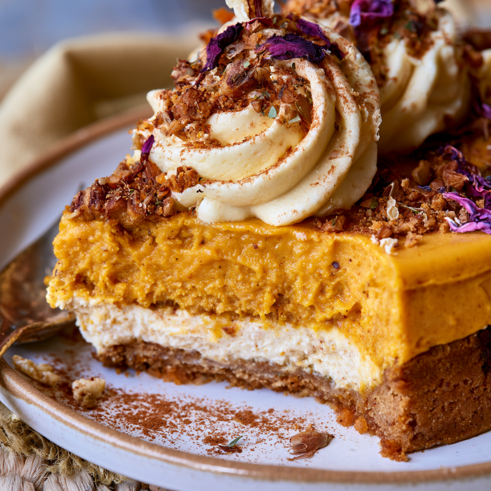 Pumpkin Cheesecake perfume fragrance with pumpkin, maple sugar, cream cheese, vanilla, caramelized sugar and warm fall spices